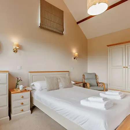 3 Bed In 57287